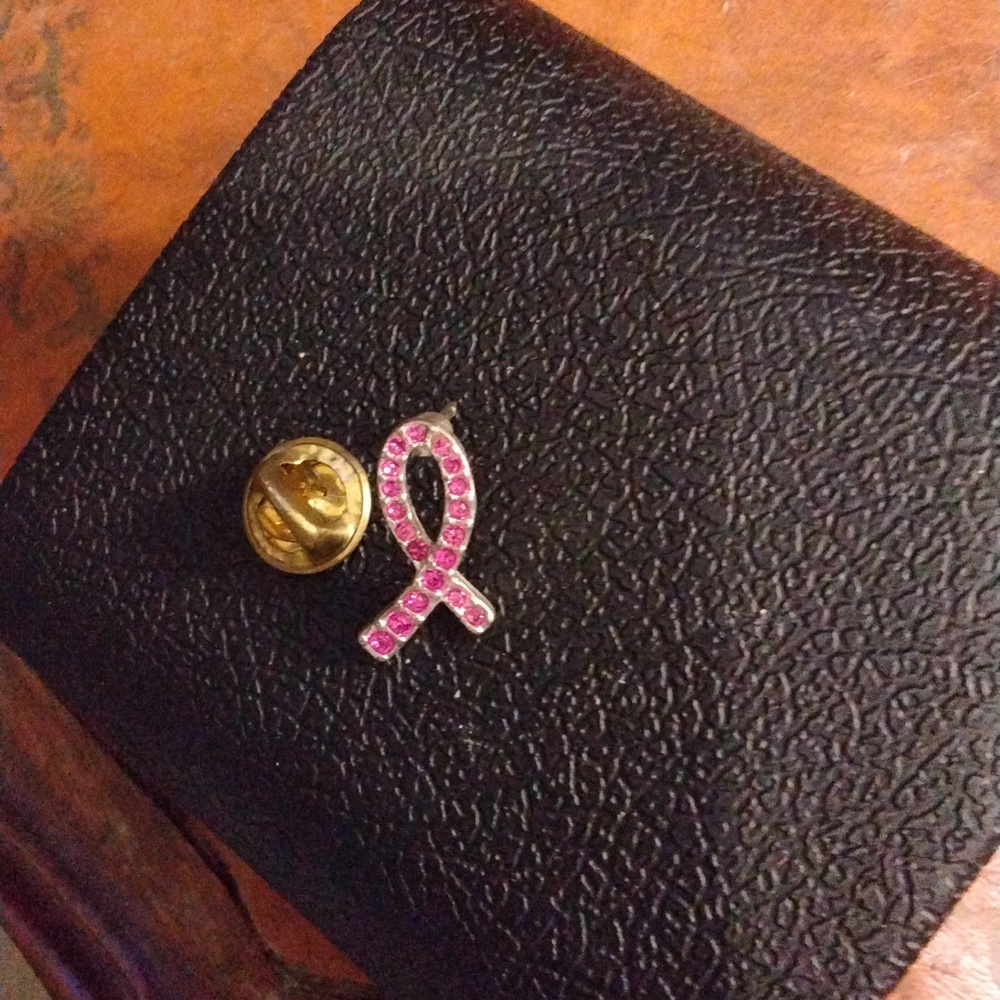 Women's EUC VINTAGE Silver Breast Cancer Awareness Pin w/ Hot Pink Crystals